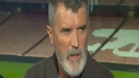 奥赖利捍卫防线，力保萨拉赫进攻受挫